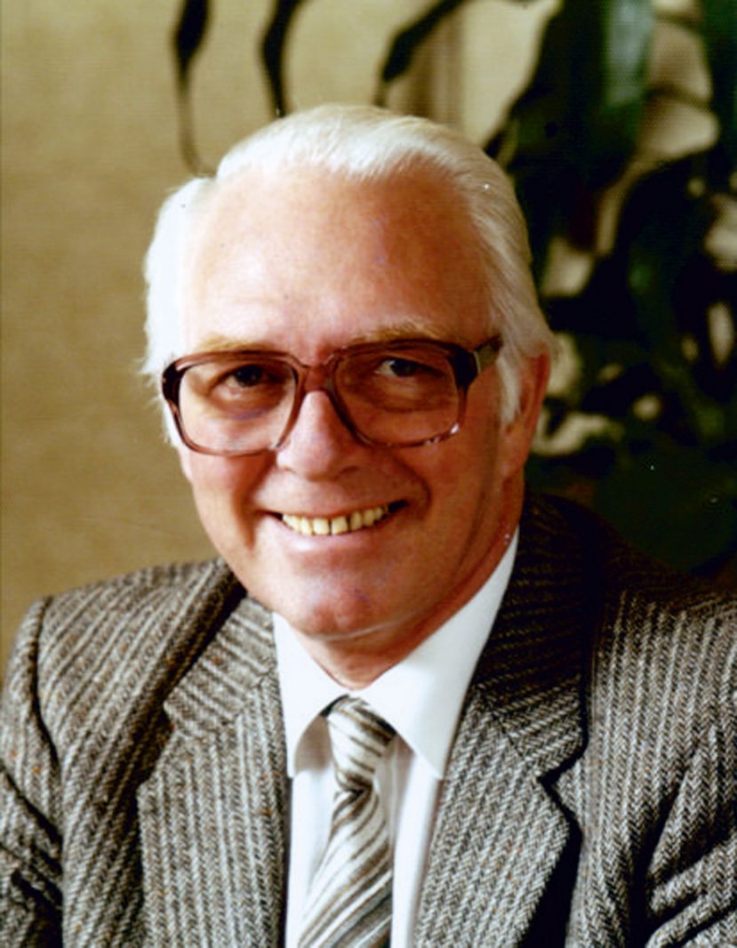 Dr. Gerhard Elser